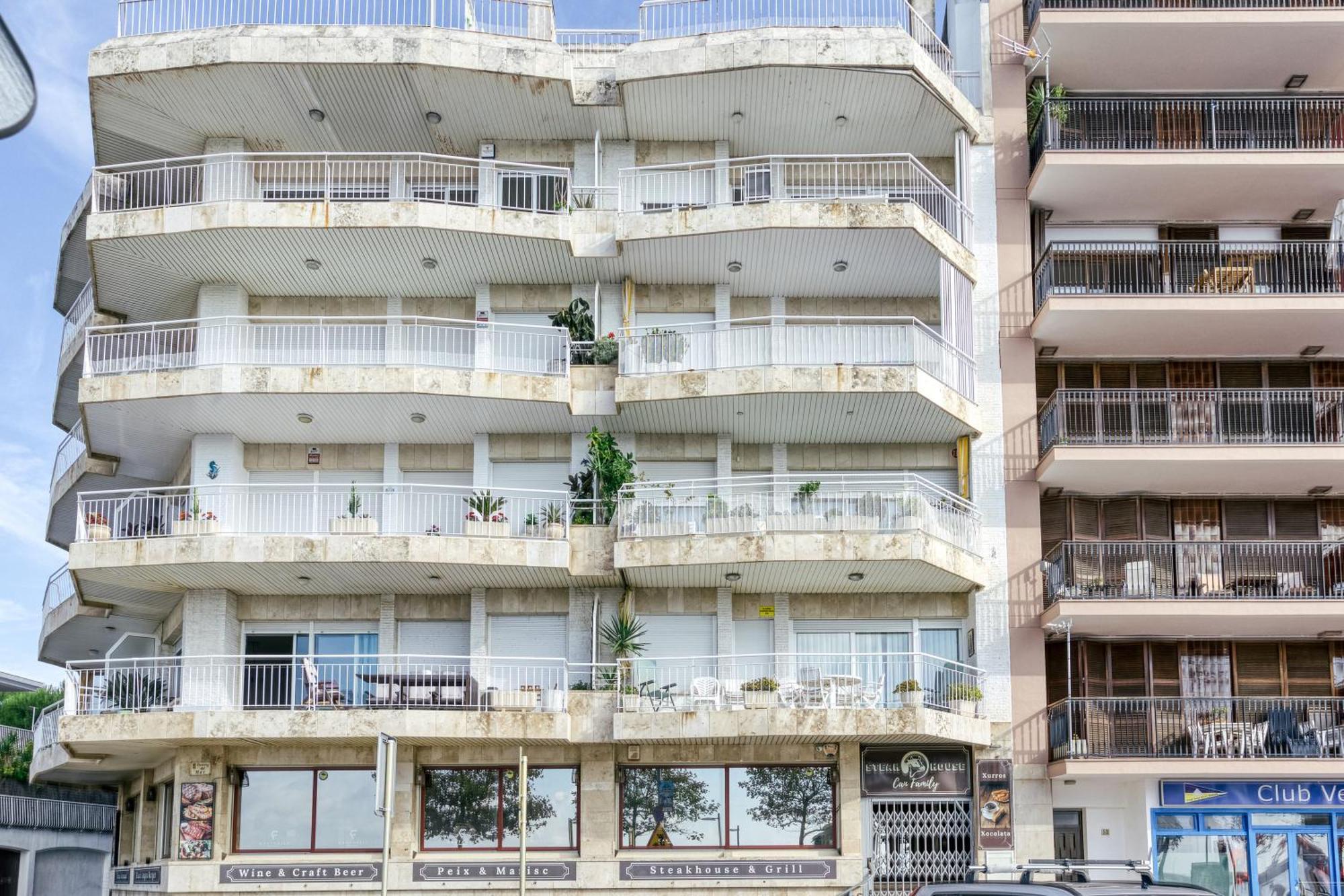 Carrer Del Mar Palamós Exterior foto